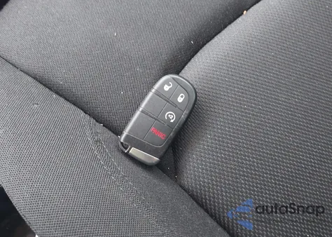 2022 Jeep Renegade Sport 4X4 z USA, uszkodzony, nr VIN ZACNJDA11NPN62229